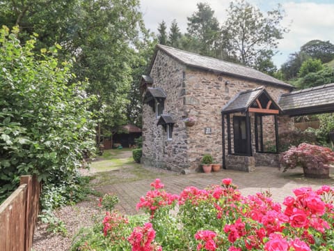 Cottage | Exterior