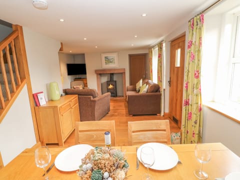 Cottage | Living room | TV, DVD player