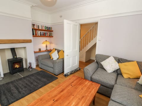 Cottage | Living area | TV, DVD player