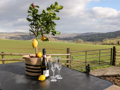 Cottage | Outdoor dining