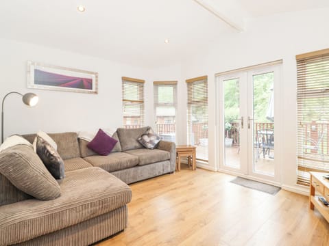 Cottage | Living area