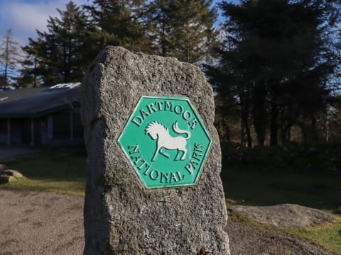 Cottage | Property grounds