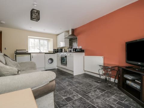 Cottage | Living room | TV