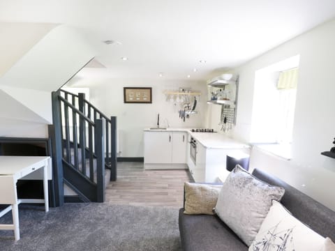 Cottage | Living room | TV