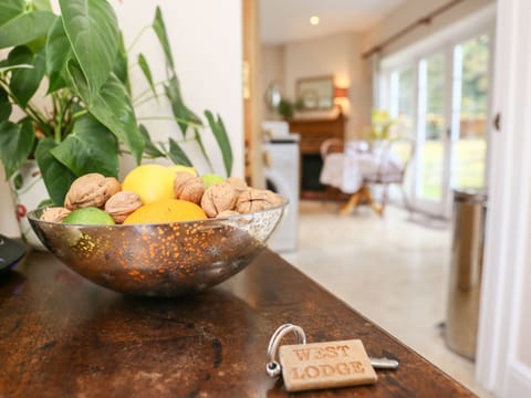 Cottage | Interior