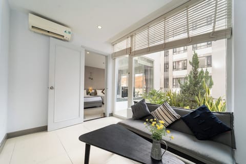 Deluxe Family Room, Balcony | Minibar, laptop workspace, soundproofing, free WiFi
