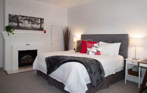 Comfortable King Bed