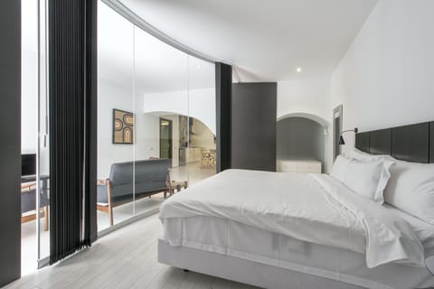 Superior Apartment, 2 Bedrooms | In-room safe, soundproofing, free WiFi, bed sheets