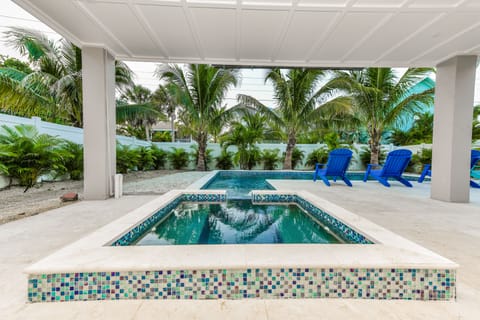Private Pool Lounge Area