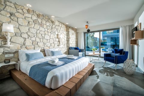 Deluxe Studio, Pool View | View from room
