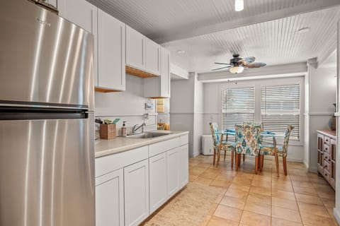 Large Home Apartment Kitchenette (Downstairs)