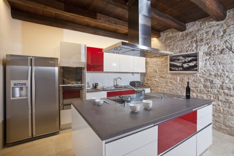 Villa Poropati, Groznjan, Istria, Croatia - House A Kitchen