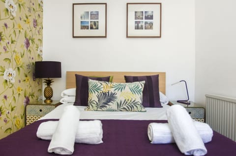 Apartment | 1 bedroom, iron/ironing board, bed sheets