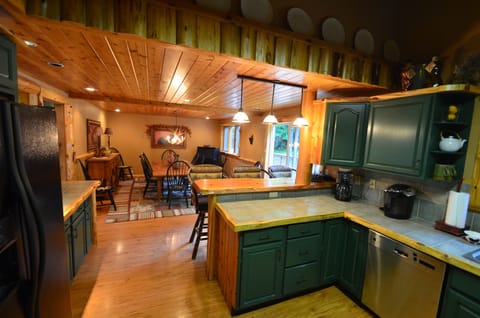 Kitchen and shared dinning room for ease of serving large families/groups