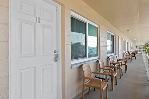 Front View with Seating