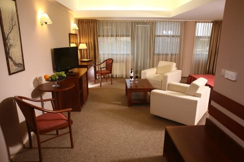 Premium bedding, minibar, in-room safe, laptop workspace