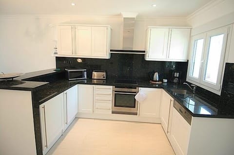 Standard Apartment, 2 Bedrooms | Private kitchen | Fridge, microwave, dishwasher, coffee/tea maker