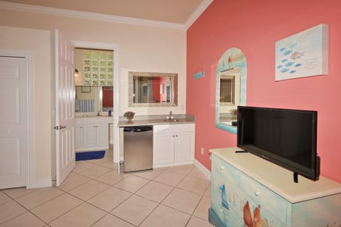 Mini Kitchen in Cabana