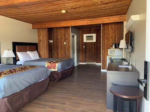 Standard Twin Room | Premium bedding, desk, blackout drapes, free WiFi