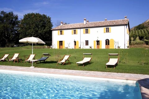 Seasonal outdoor pool, pool umbrellas, sun loungers