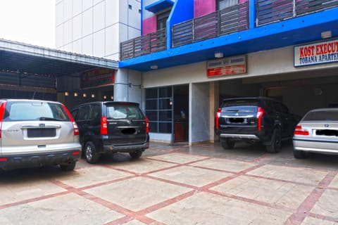 Free self parking