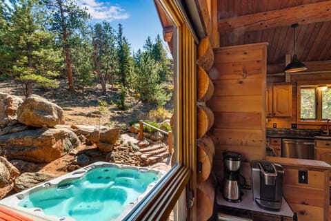 Keep an eye on your kids in the hot tub through the dining window