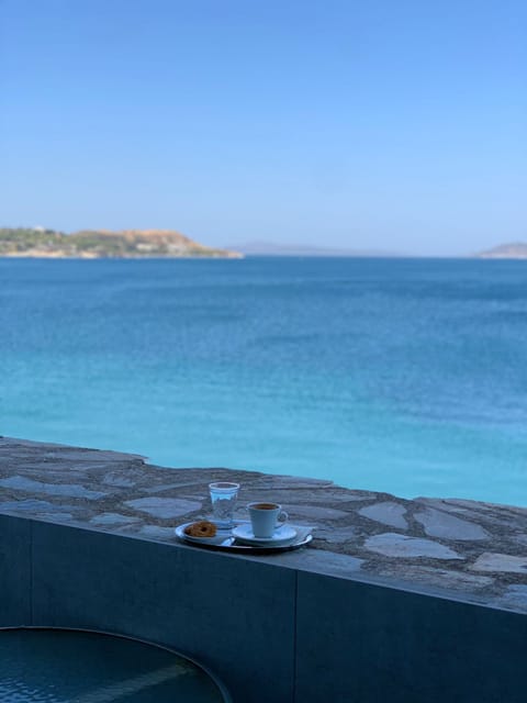 Standard Room, Sea View | Iron/ironing board, free WiFi, bed sheets