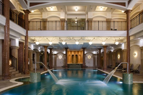 2 indoor pools, free cabanas