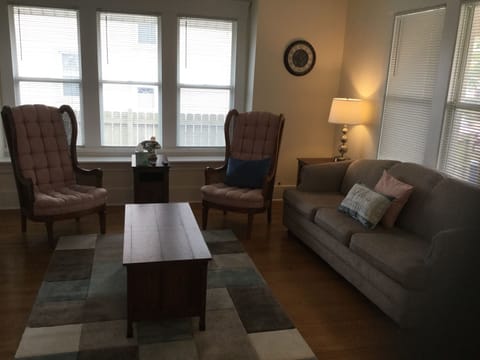 Nicely furnished formal living room. Queen Sleeper Sofa. 