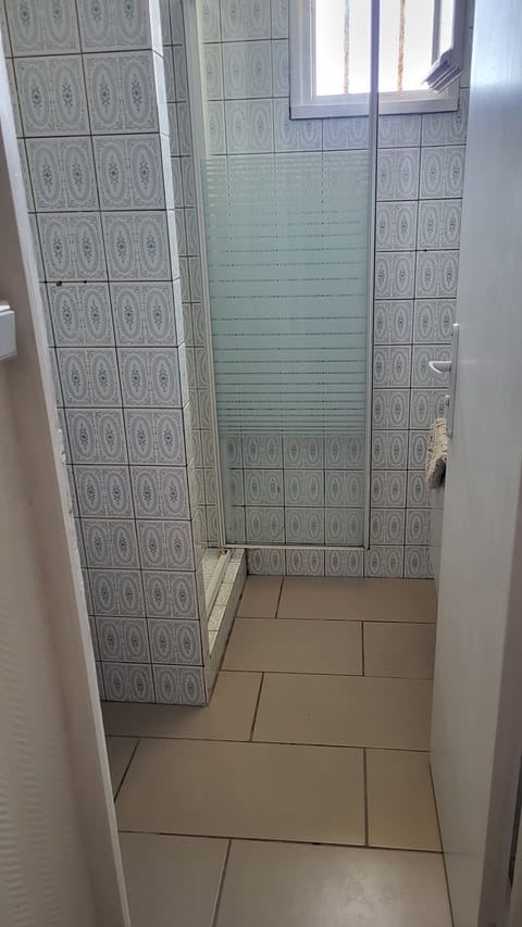 Basic Room | Individually decorated, individually furnished, free WiFi