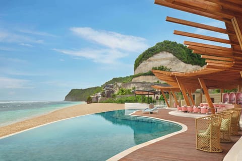 Outdoor pool, open 8:00 AM to 6:00 PM, pool umbrellas, sun loungers