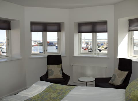 Panoramic Apartment, 2 Twin Beds, Accessible, Sea View | 1 bedroom, premium bedding, iron/ironing board, free WiFi