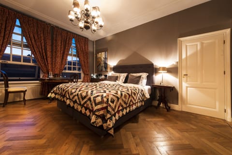 Classic Room | 2 bedrooms, premium bedding, minibar, individually decorated