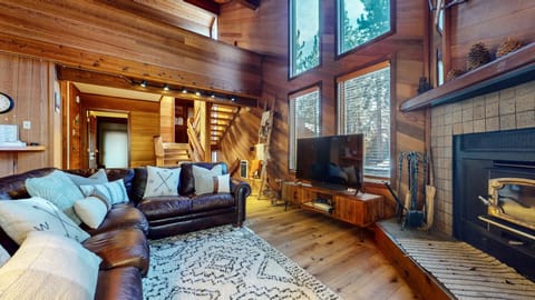 Townhome, 3 Bedrooms | Living area | Smart TV