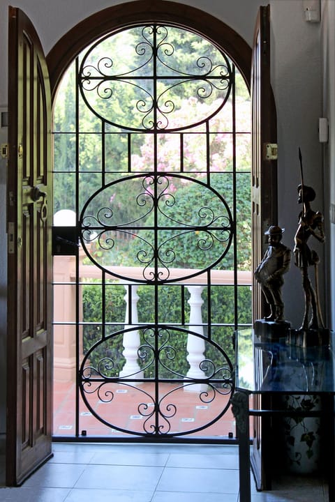 Entrence to Villa Duquesa