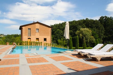 Property, Swimming Pool, Building, House, Architecture, Estate, Real Estate, Home, Leisure, Roof