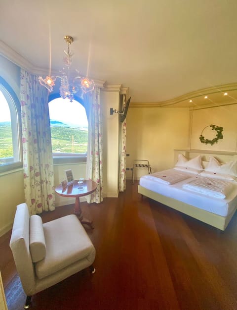 Double or Twin Room, Mountain View | In-room safe, desk, free WiFi, wheelchair access