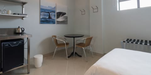 Twin Room | Room amenity