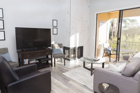Living room with 60' TV
