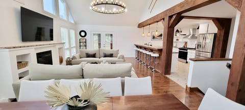 Main living & entertaining area