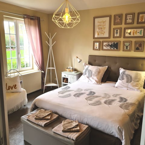 Classic Double Room, Garden View | Free WiFi