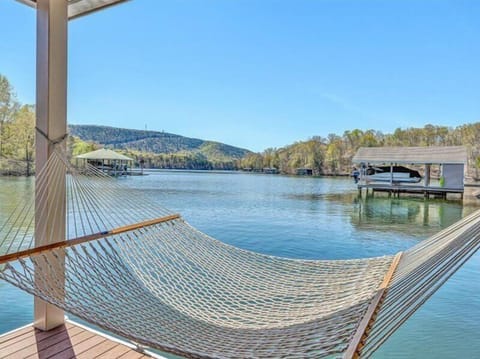Dock