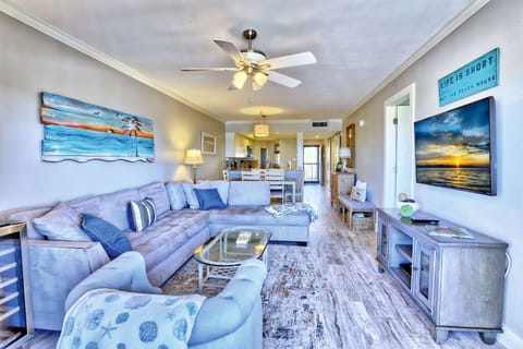 Land's End 10-304 Beach Front - Premier