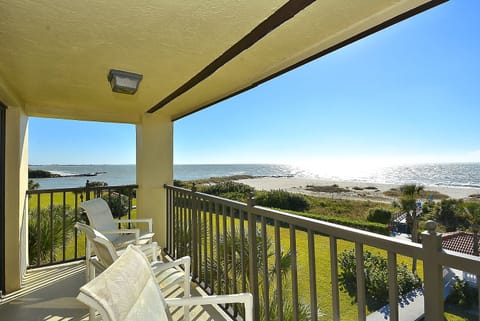 Incredible Beach View from this corner unit!