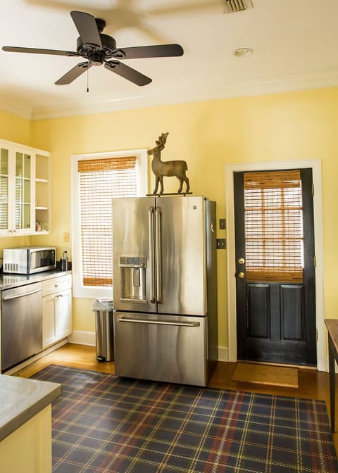 Equipped kitchen for a complete meal or just a great cup of coffee.