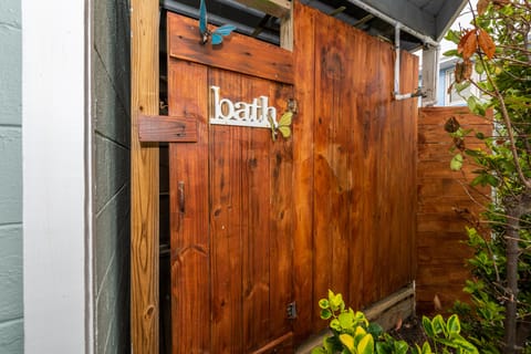 Outside Shower, Hot & Cold