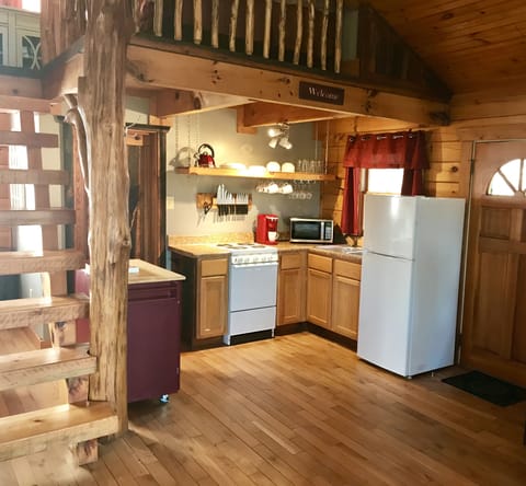 Full kitchen ready for you to make a fantastic meal