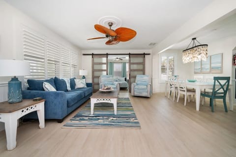 living room, bedroom beyond