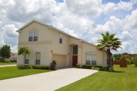Sunset Villa - Executive Remodeled and upgraded 6 bedroom Disney Villa.
