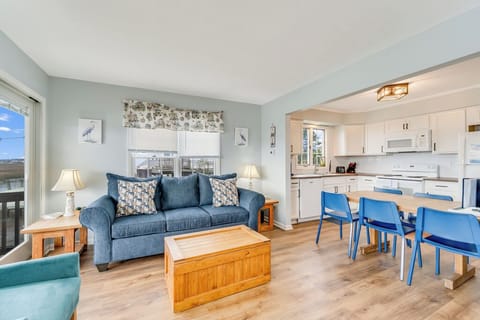 Ocean East is a pet-friendly fan favorite on the East Side!